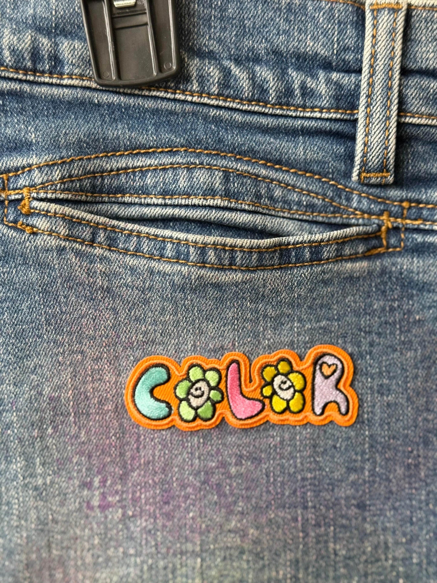 š¦ American Eagle Peace & Color Patch Denim Skirt - PuzzlePieces2326