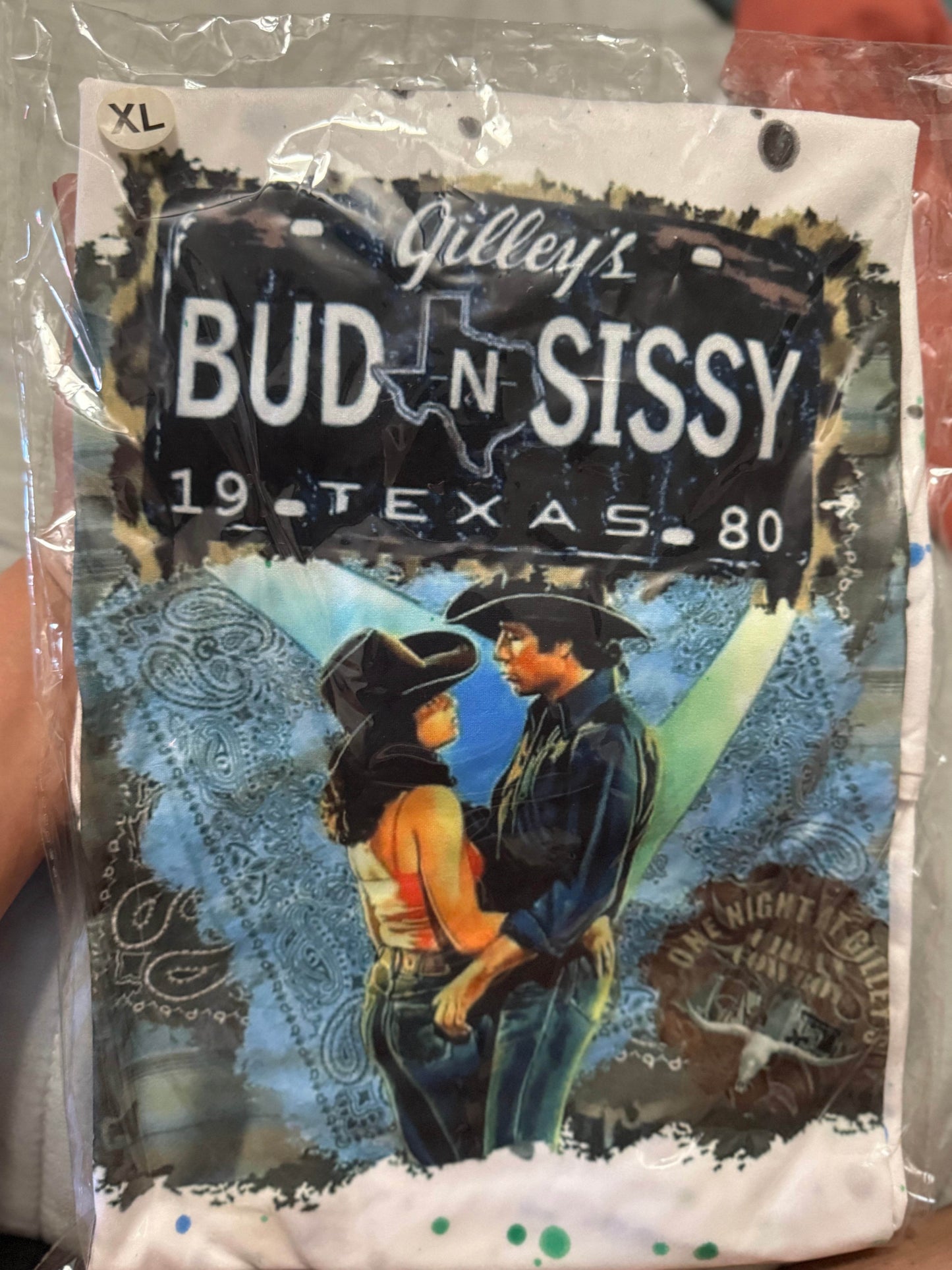 Gilley's Bud n' Sissy Texas 1980 Vintage-Style T-Shirt - PuzzlePieces2326