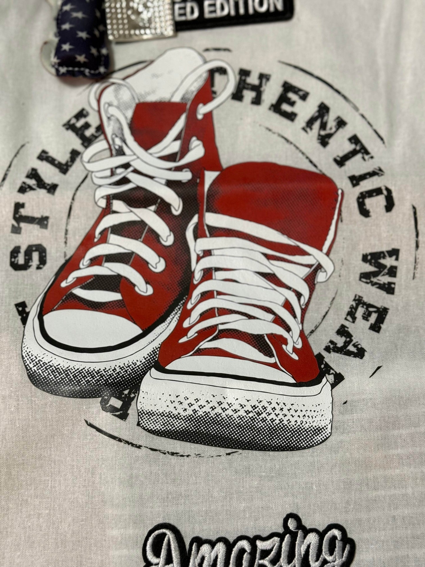 👟 Authentic Style Canvas Tote - Limited Edition Sneaker Design 🇺🇸 - PuzzlePieces2326
