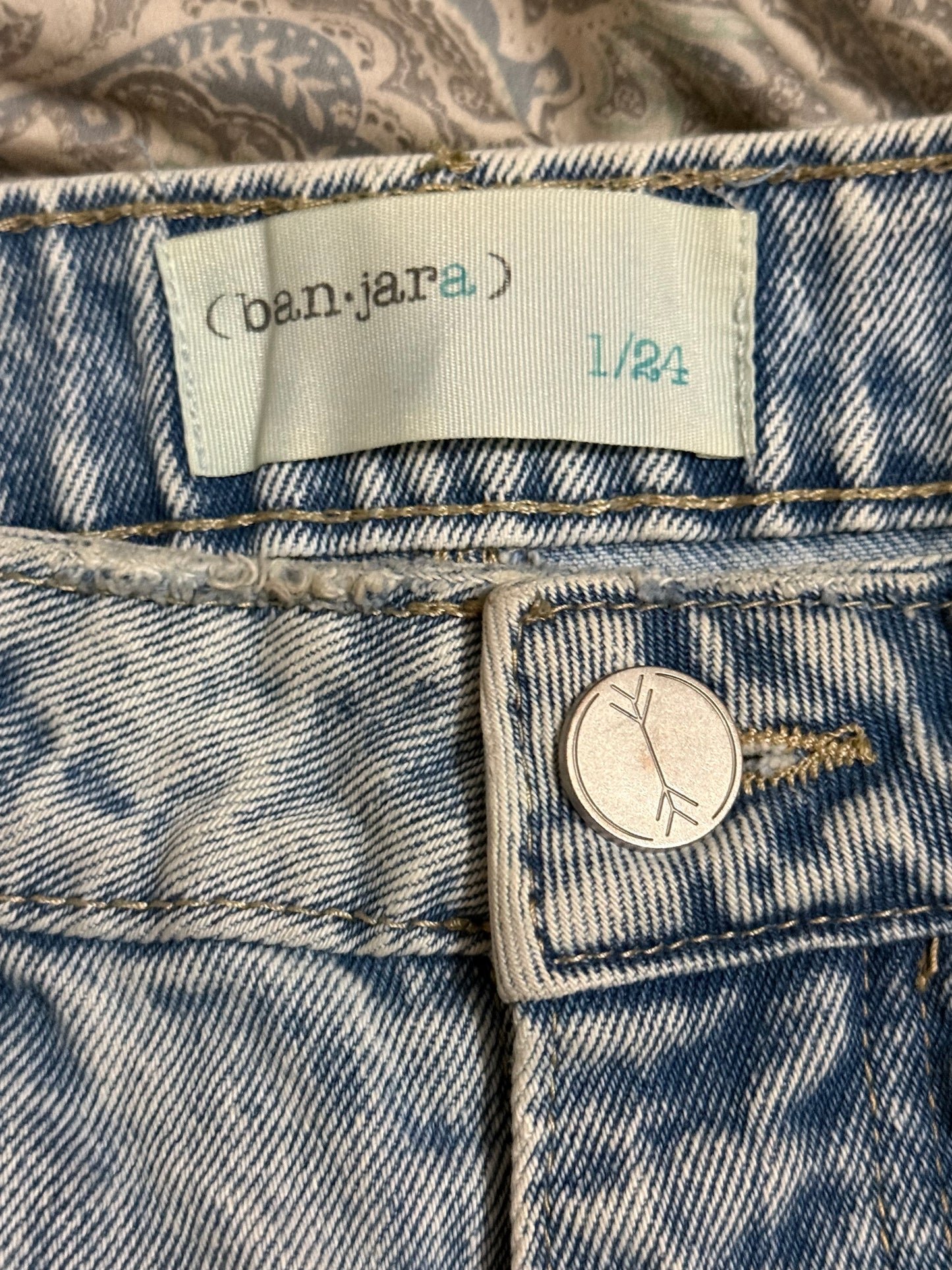 Banjara š "Baby" Patched Distressed Denim Shorts