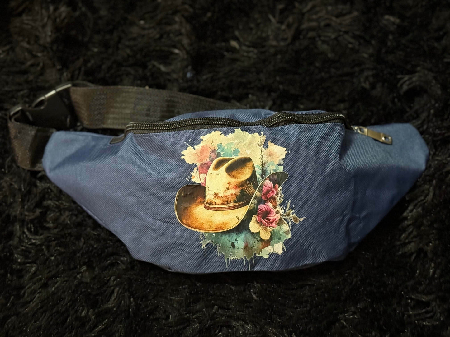 Cowgirl hat Fanny pack - PuzzlePieces2326