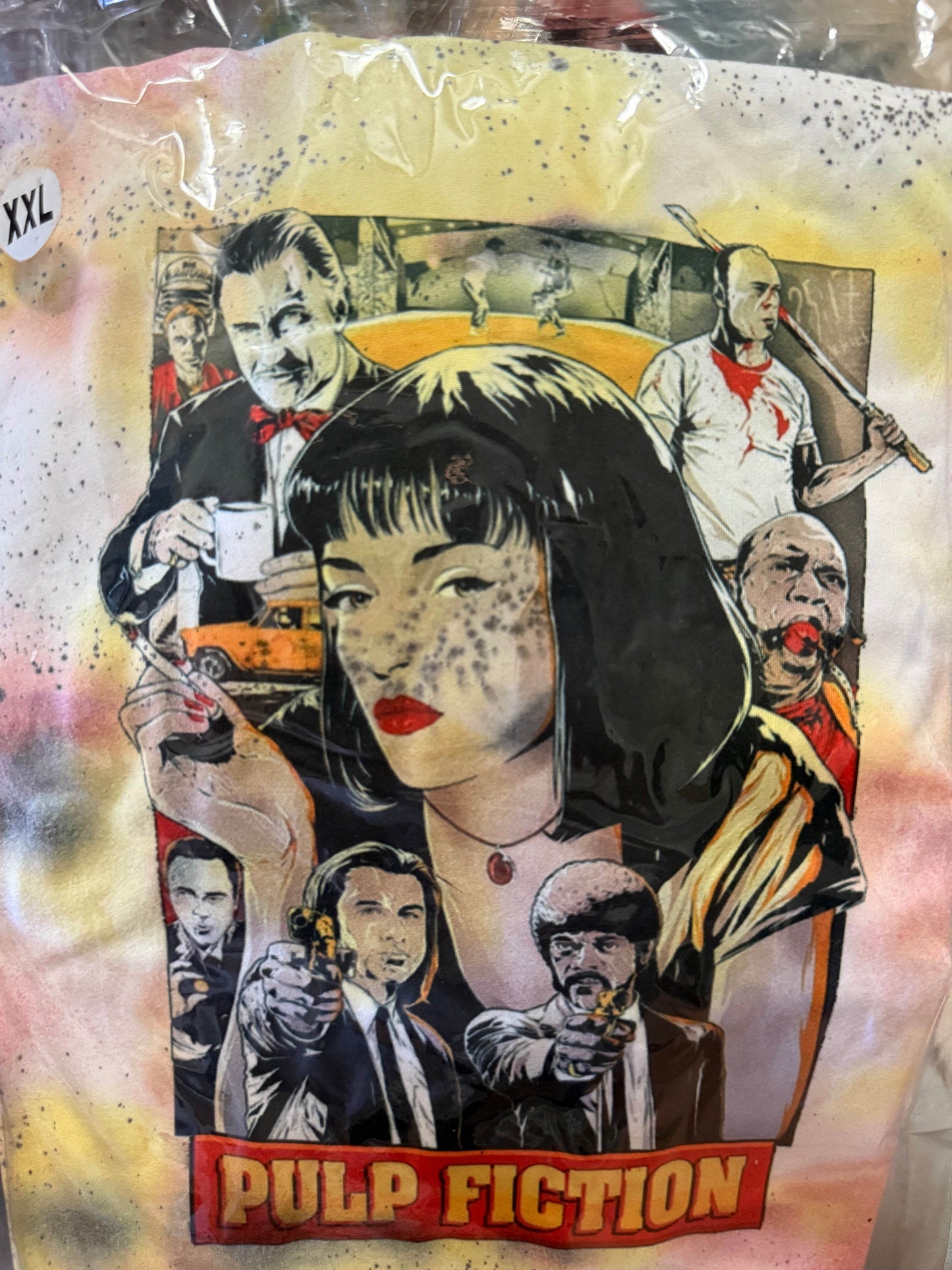 🎬 Pulp Fiction Collage T-Shirt - Classic Cinema Style 🎥 - PuzzlePieces2326
