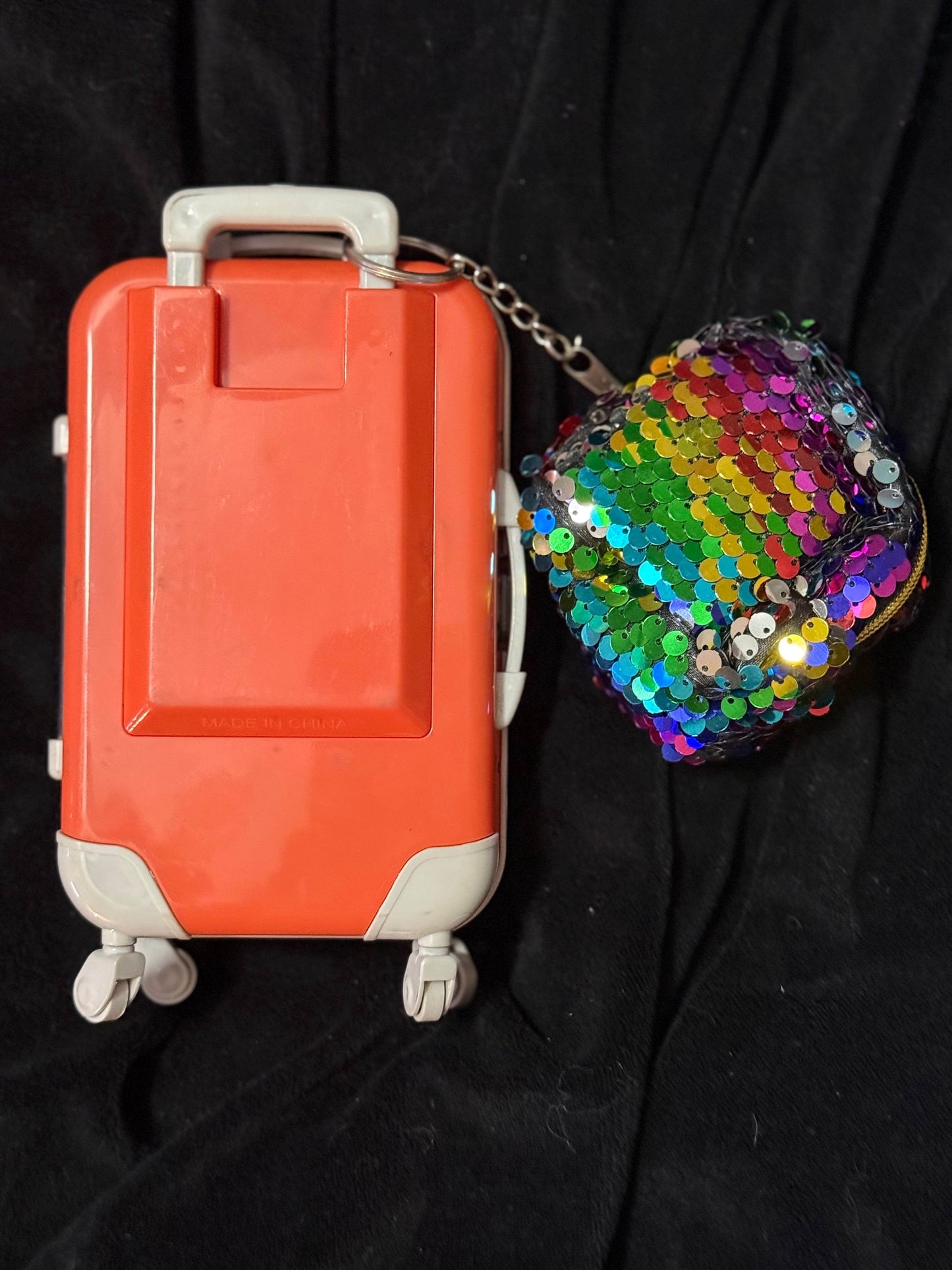 Orange travel case - PuzzlePieces2326