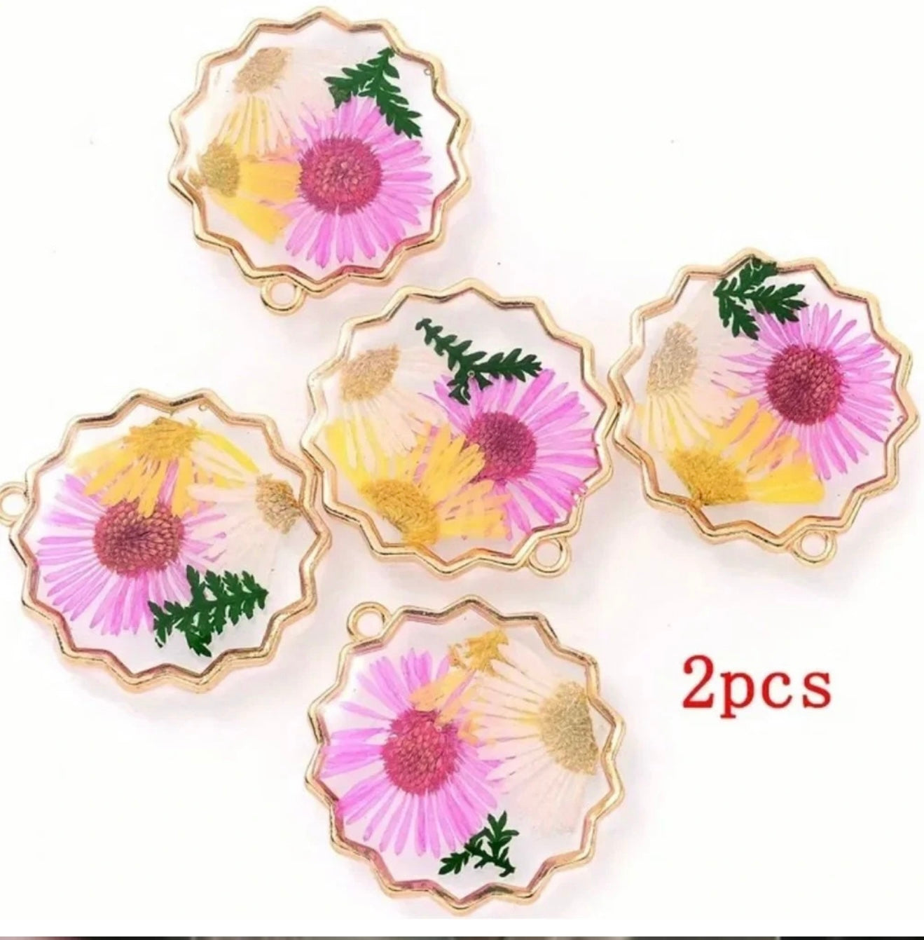 šø PRESERVED WILDFLOWER MEDALLION EARRINGS
Natural Beauty | Botanical Art