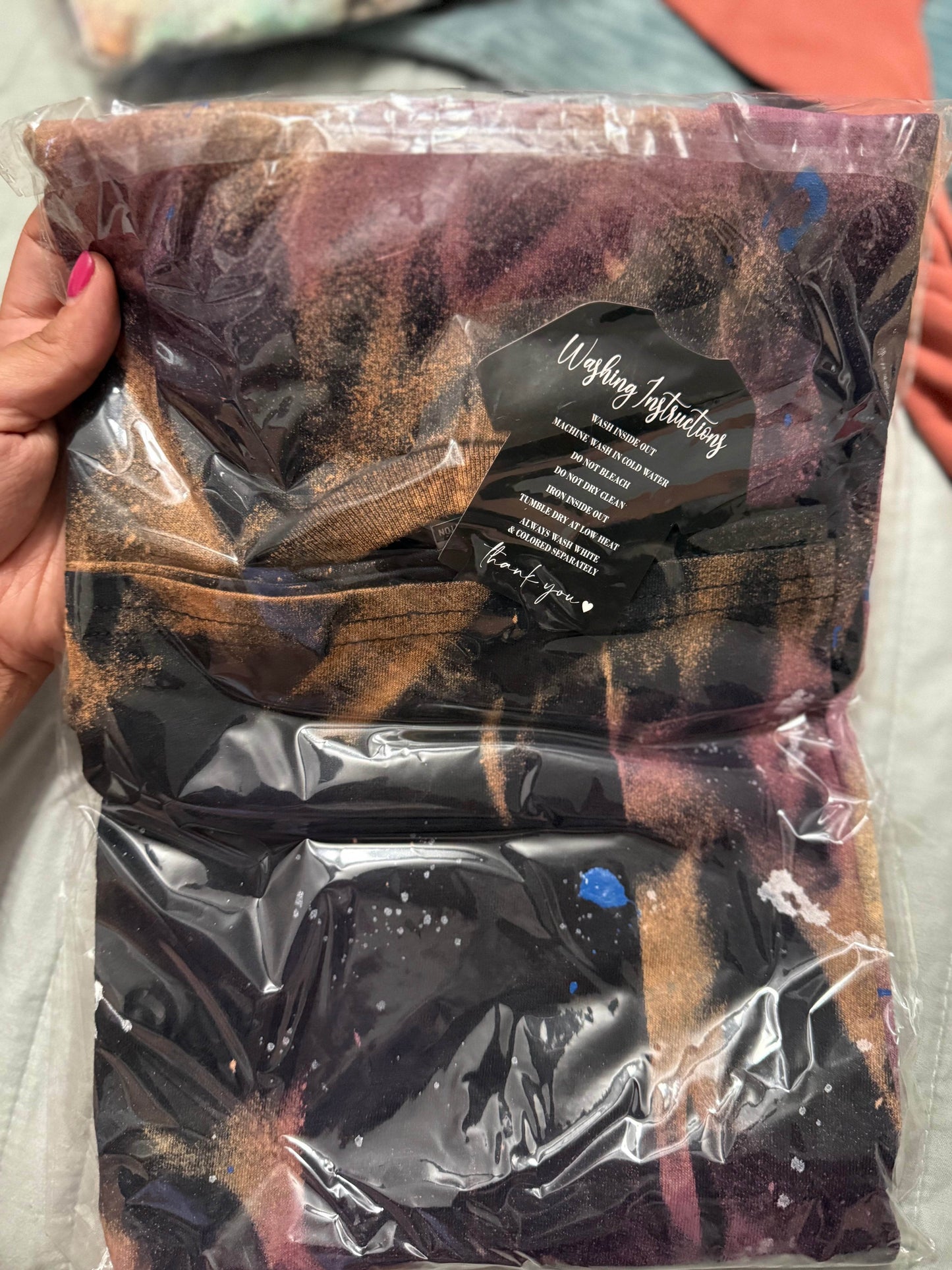 King Gorilla Crown T-Shirt - Rule Your Style - PuzzlePieces2326