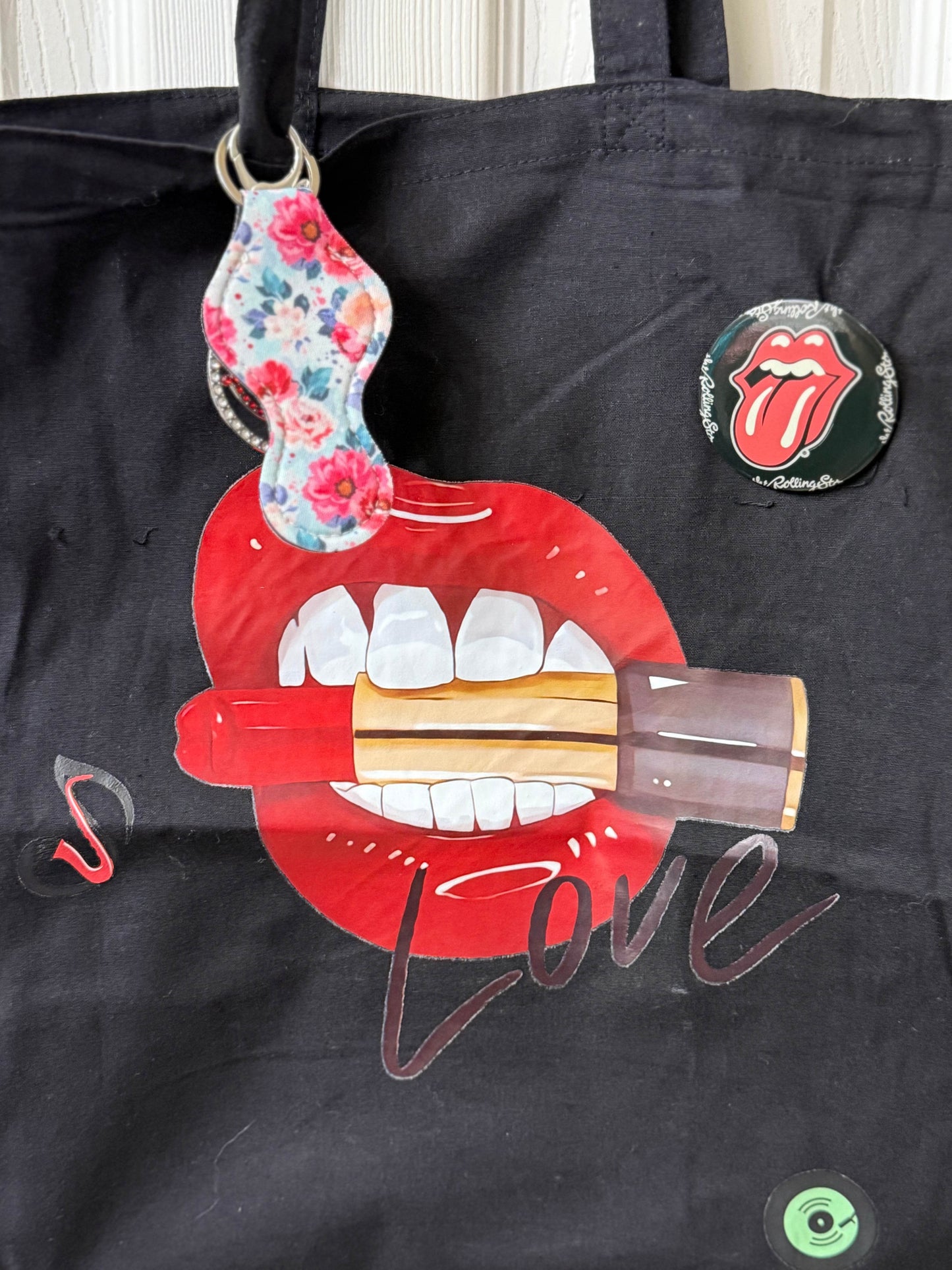 Red Love Lips Tote Bag - PuzzlePieces2326