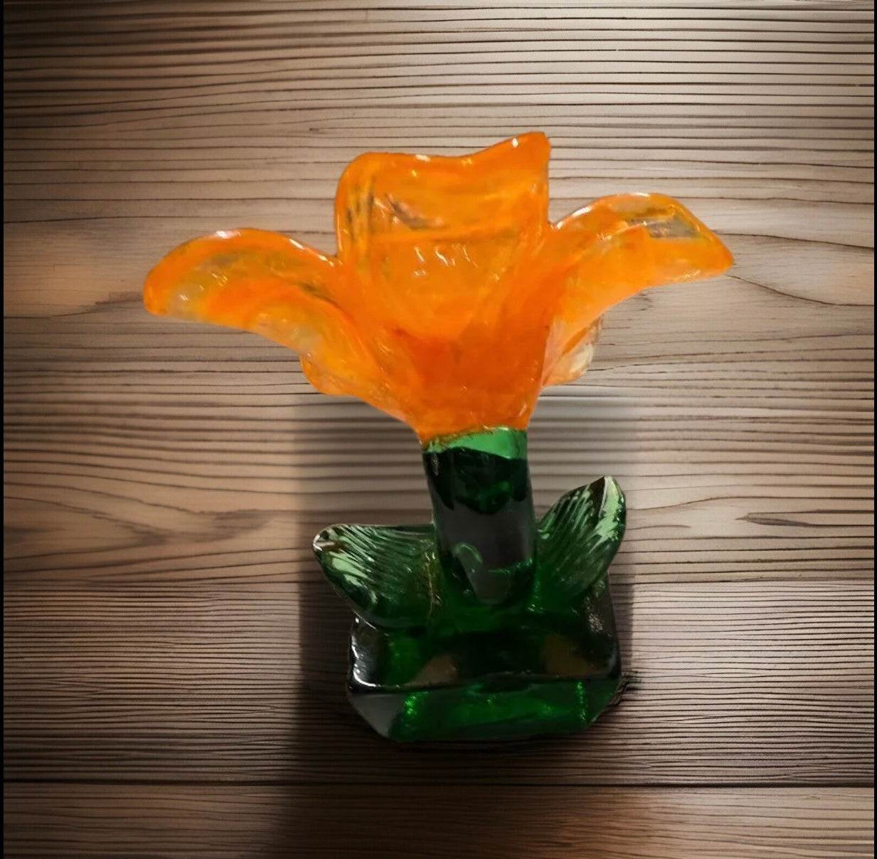 🌺 Spring Bloom Resin Daffodil - PuzzlePieces2326