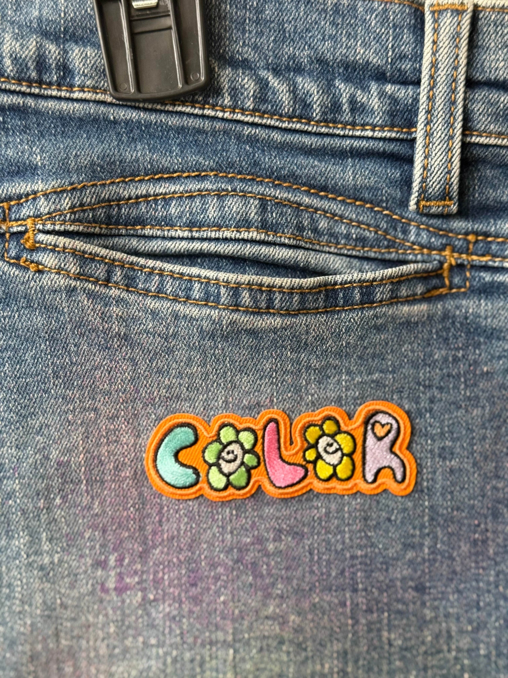 🦋 American Eagle Peace & Color Patch Denim Skirt - PuzzlePieces2326