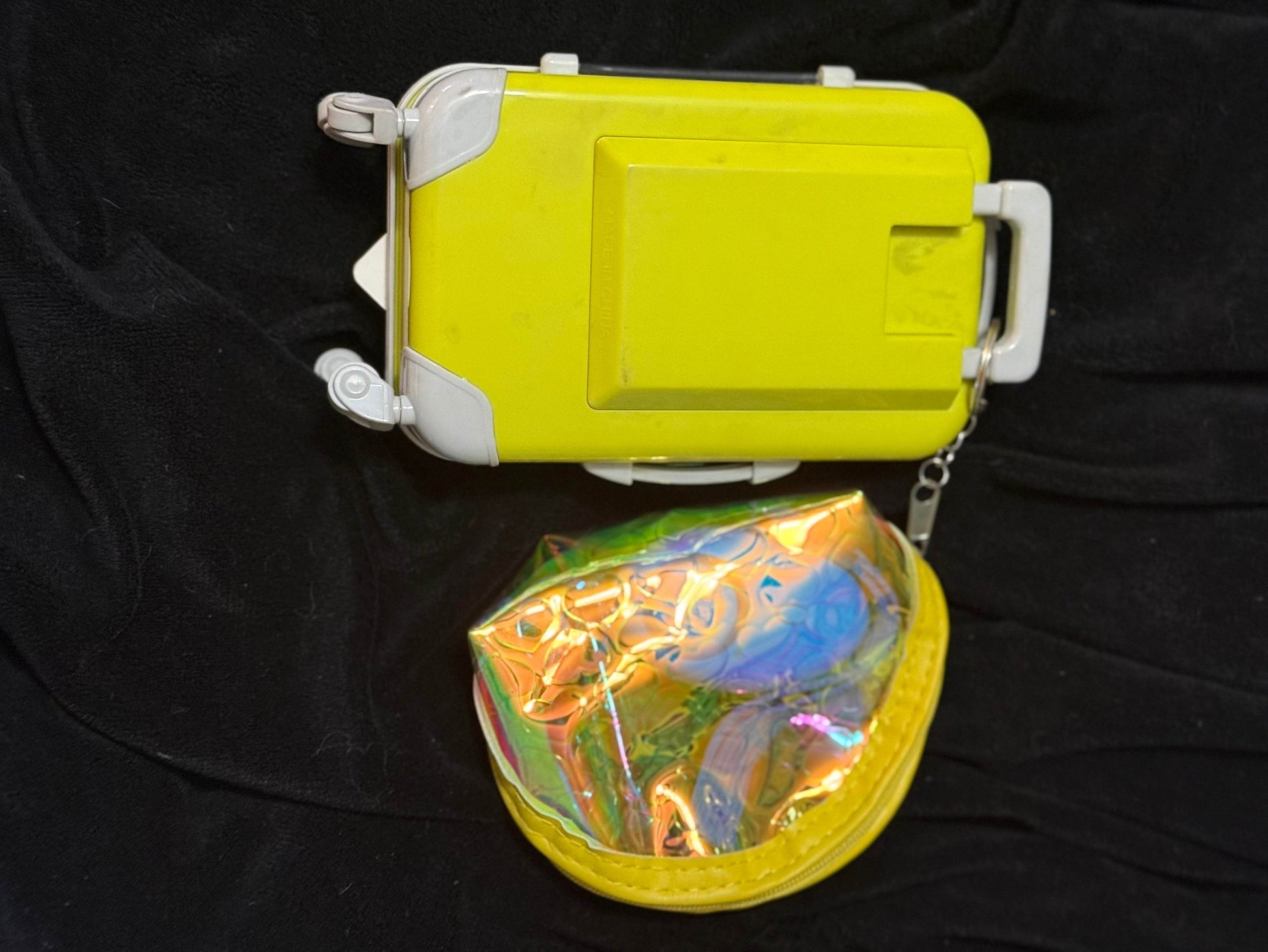 ✈️ Mini Suitcase Earbuds Case & Holographic Coin Purse Set - Travel Chic 💛 - PuzzlePieces2326