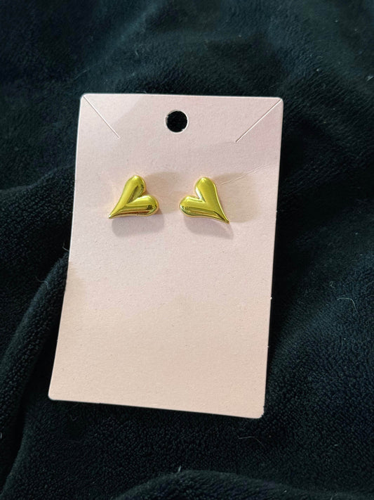 💛 Golden Heart Stud Earrings 💛 - PuzzlePieces2326