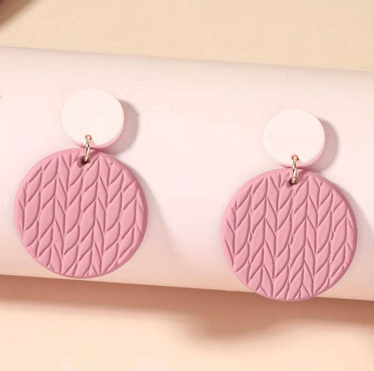 🌸 Blush Knit Pattern Clay Earrings - PuzzlePieces2326